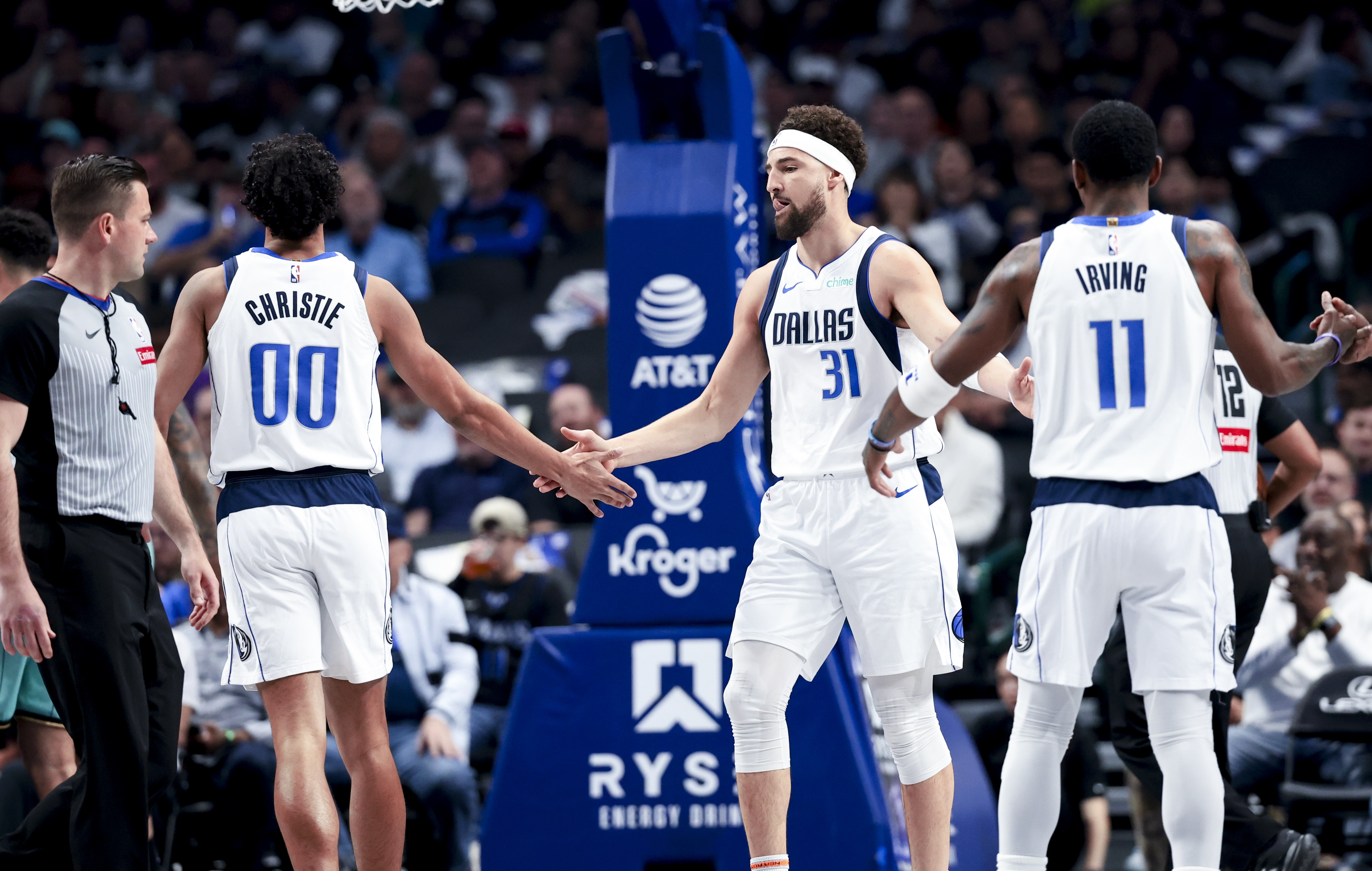 PG电子官方网站-克莱手感热时？克里斯蒂：给他掩护/传球/让路 他是最佳射手之一