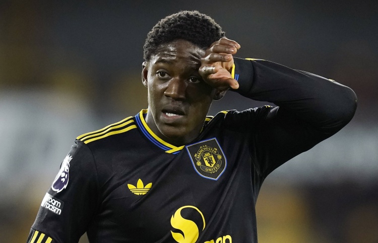 门迭塔：梅努可以去西甲试试，他可能已经和拉什福德聊过巴萨了