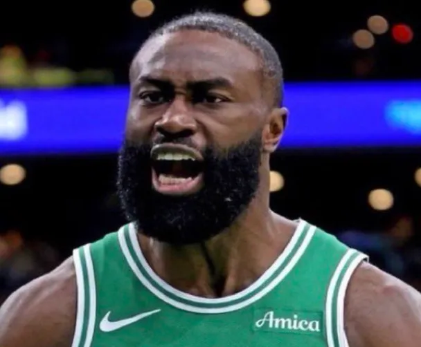 PG电子官方网站-最佳一阵！布朗近10战场均32.2分6.5板5.5助，命中率46.1%